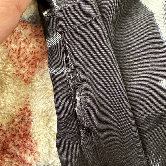 Vintage Mecca Y2K Skull All Over Print Button-up Shirt Large - Picture 7 of 7